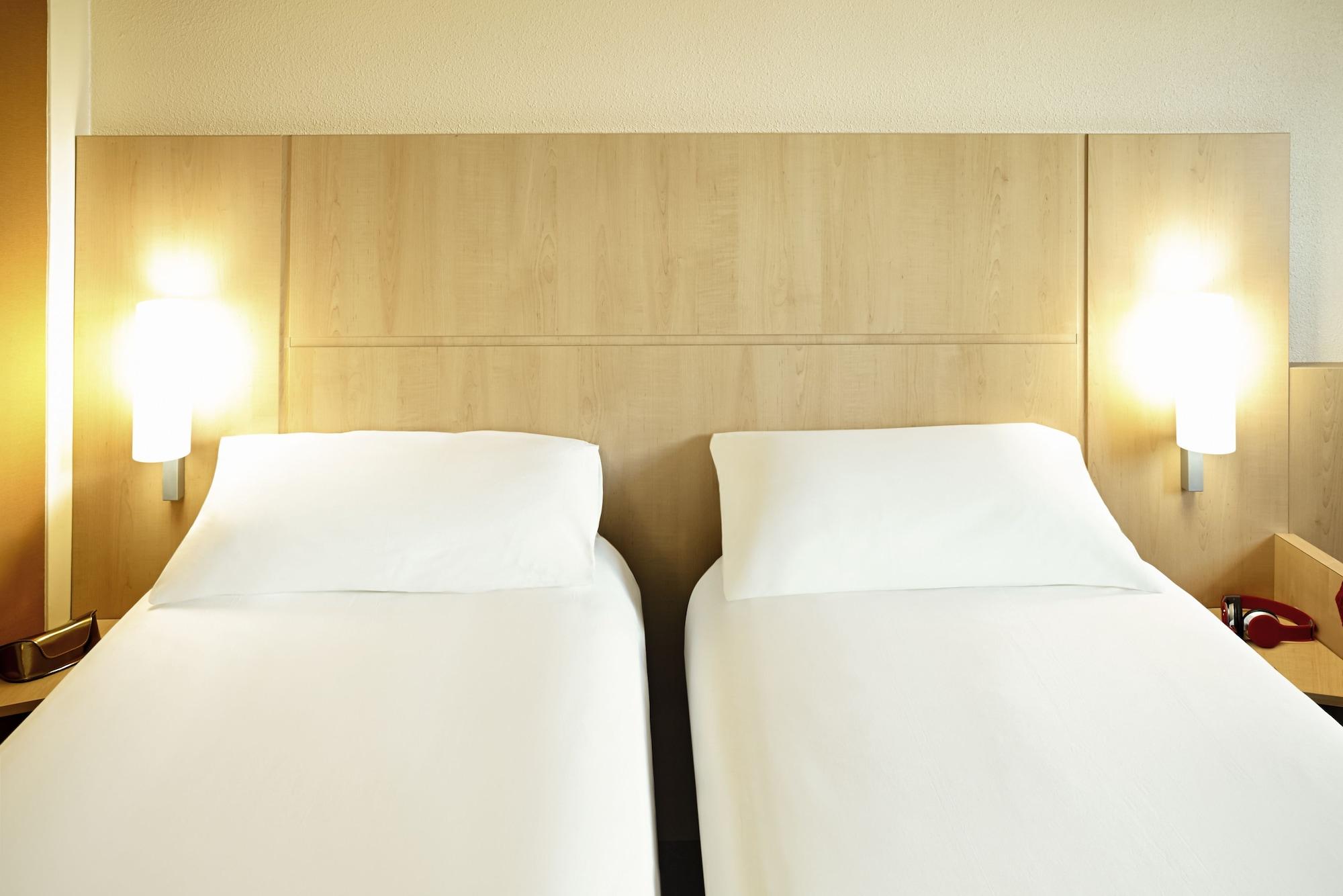 Ibis Centre Gare Sud 3*